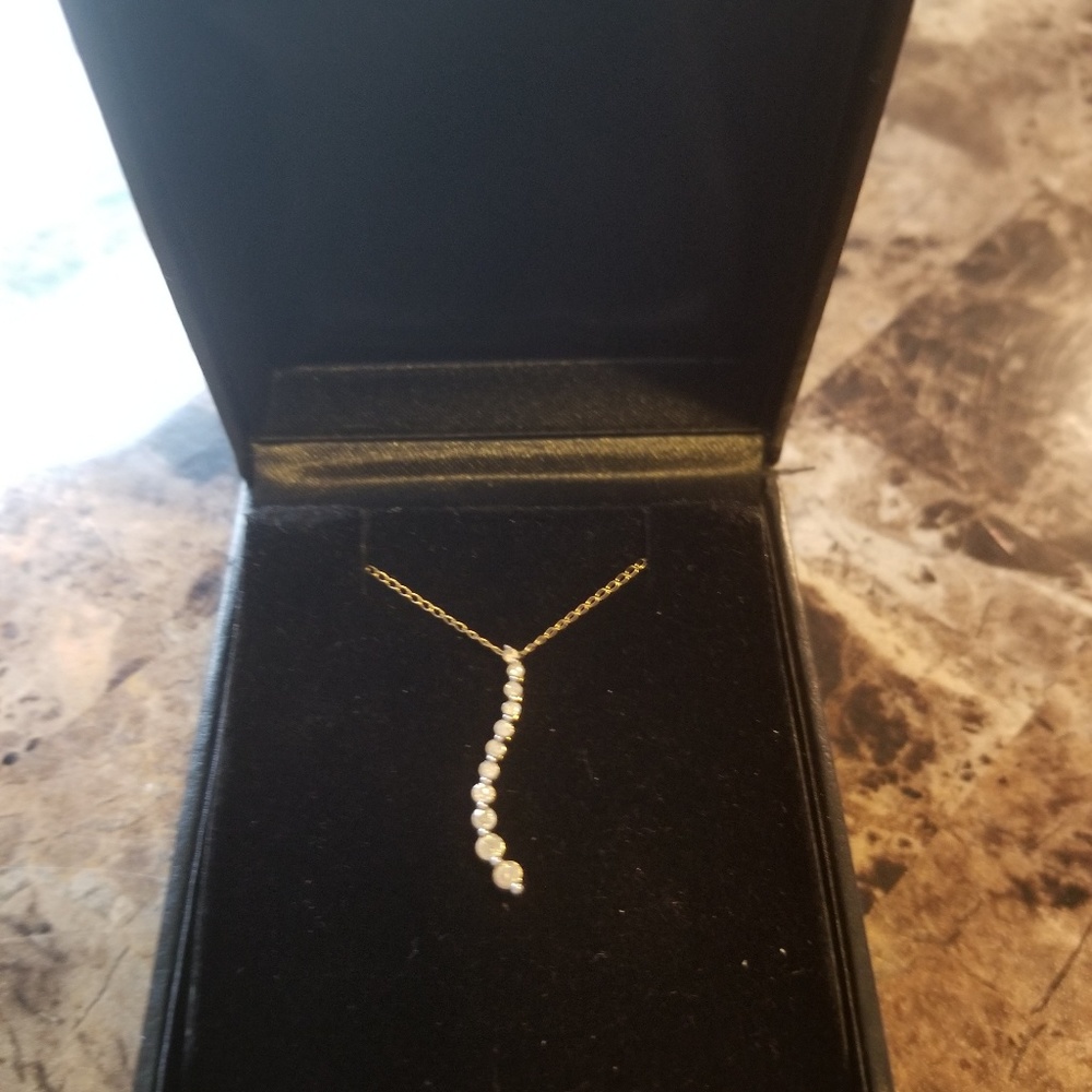 10k diamond journey necklace 18inch chain